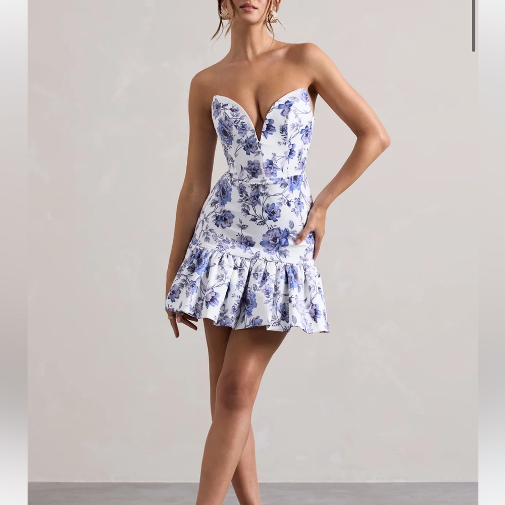 KOKO
FLORAL PRINT SWEETHEART MINI DRESS WITH RUFFLE HEM
